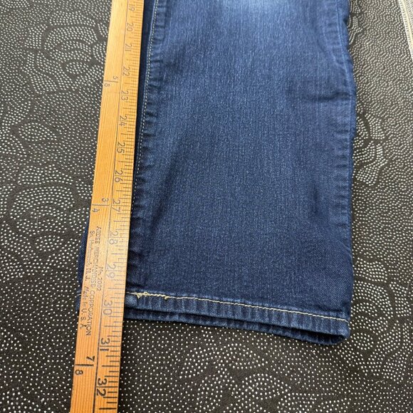 Levi Strauss Womens Size 20M Blue Signature Curvy Straight Jeans Dark Wash Denim - Picture 6 of 10
